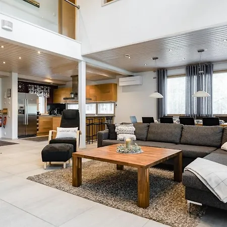 Hutiputti B, Pool - & Golf Apartment *