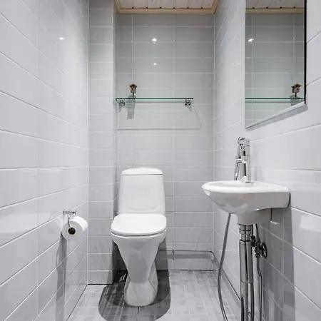 Hutiputti B, Pool - & Golf Apartment