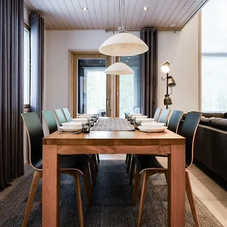 Hutiputti B, Pool - & Golf Apartment
