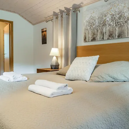 Hutiputti B, Pool - & Golf Apartment *